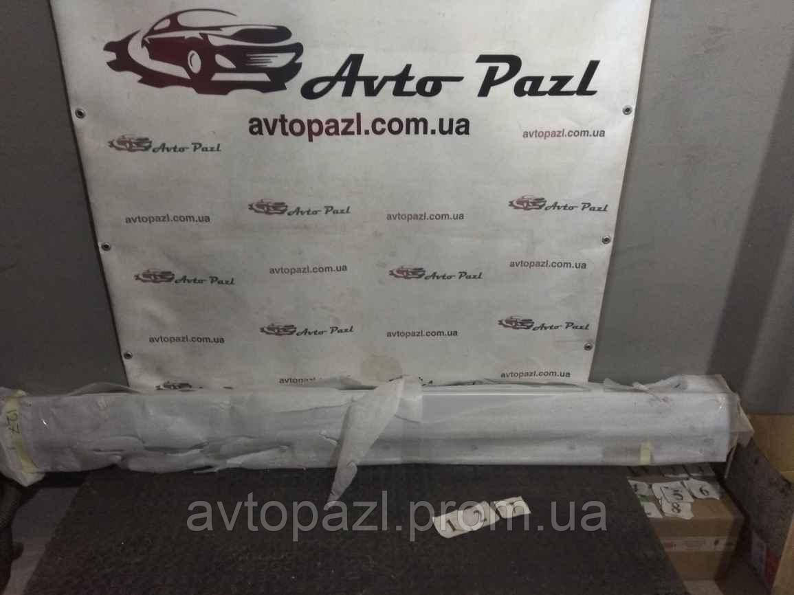 

PO0127 08698471 Накладка на порог Volvo S40 V50 R www.avtopazl.com.ua