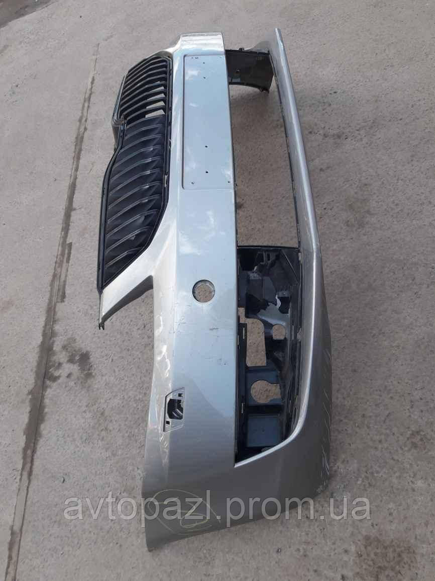 

BM1021 5E0807221 бампер перед сірий VAG Skoda A7 2013- www.avtopazl.com.ua тел. +380673373089