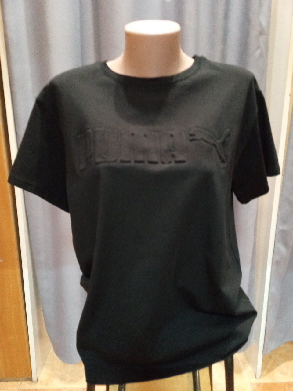 

Женская футболка PUMA черная oversize L, Черный