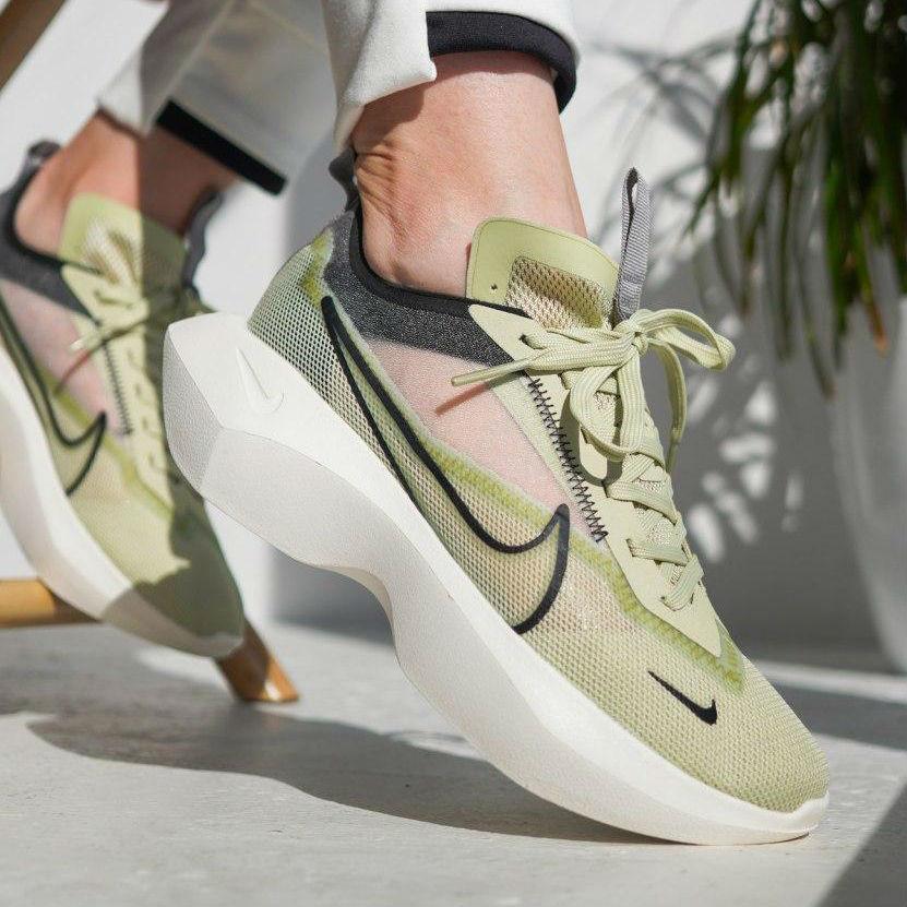 

Nike Vista Lite Olive Aura / Green | кроссовки женские; летние; платформа; сетка; светло-зеленые/оливковые, Зеленый