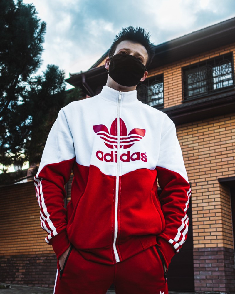 

Худи-зиппер Adidas Thrino Красно-белый