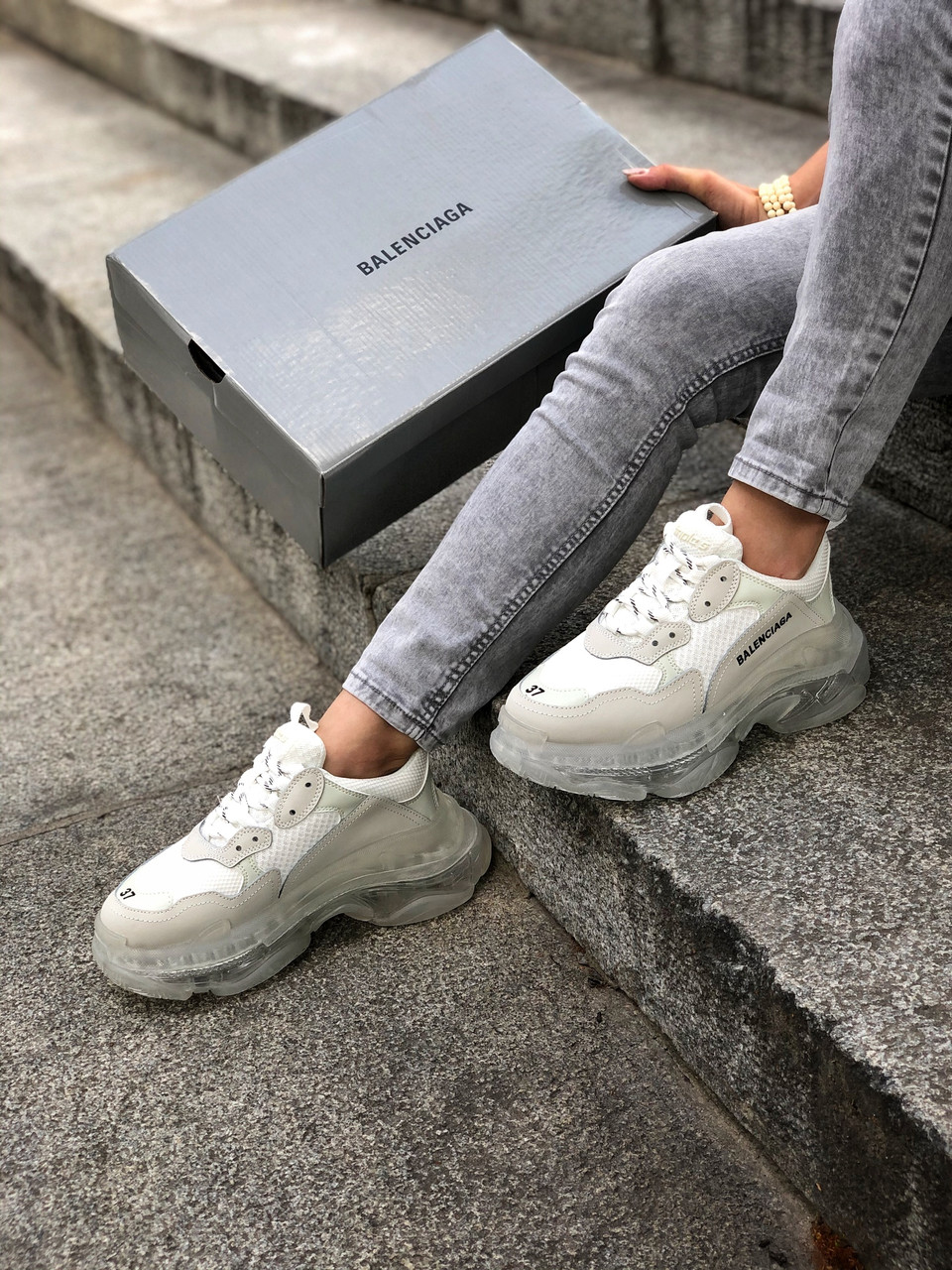 

Кроссовки мужские Balenciaga Triple S белые с серым, Баленсиага, сетка, натуральная кожа, прошиты. Код Z-3062 да, да, да, 41, да