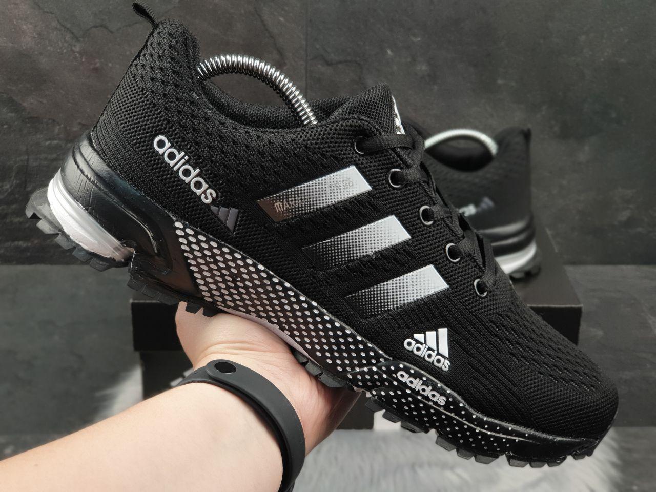 

Кросівки чоловічі в стилі Adidas Marathon TR 26 чорні з білим