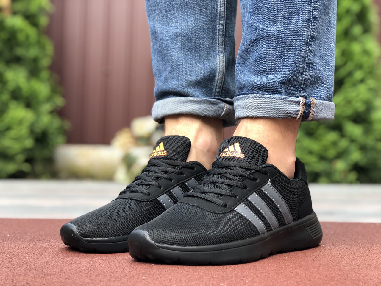 

Мужские кроссовки Adidas 9566 чёрные с Оранжевым