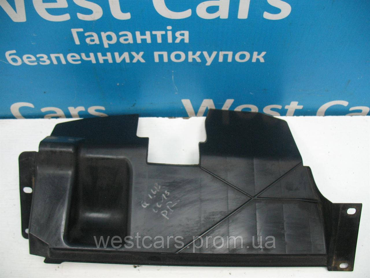 

Дефлектор радиатора правый Nissan Qashqai с 2006 по 2013