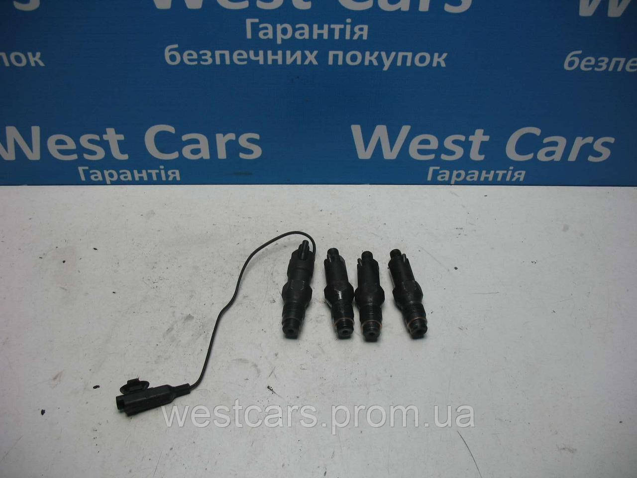 

Форсунка (центральная, управляющая) 1.9D Peugeot Expert с 1996 по 2006