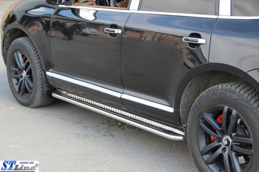 

Porsche Cayenne 2003-2010 гг. Боковые площадки Premium (2 шт., нерж.) 42 мм
