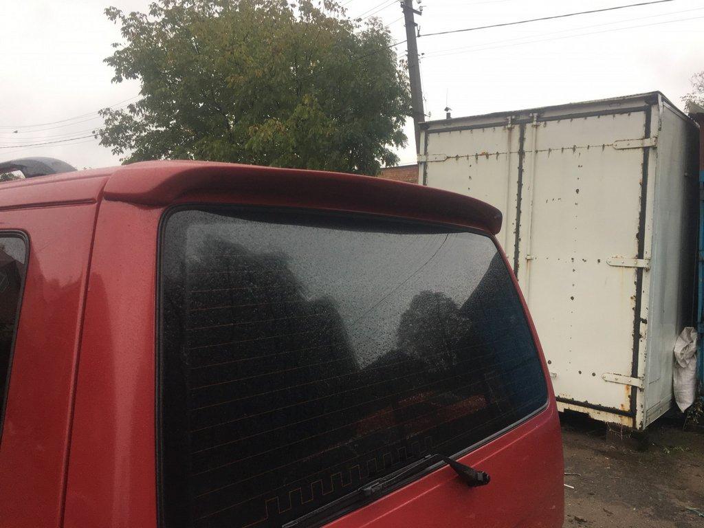 

Volkswagen T4 Transporter Спойлер на двери Распашенка (под покраску)