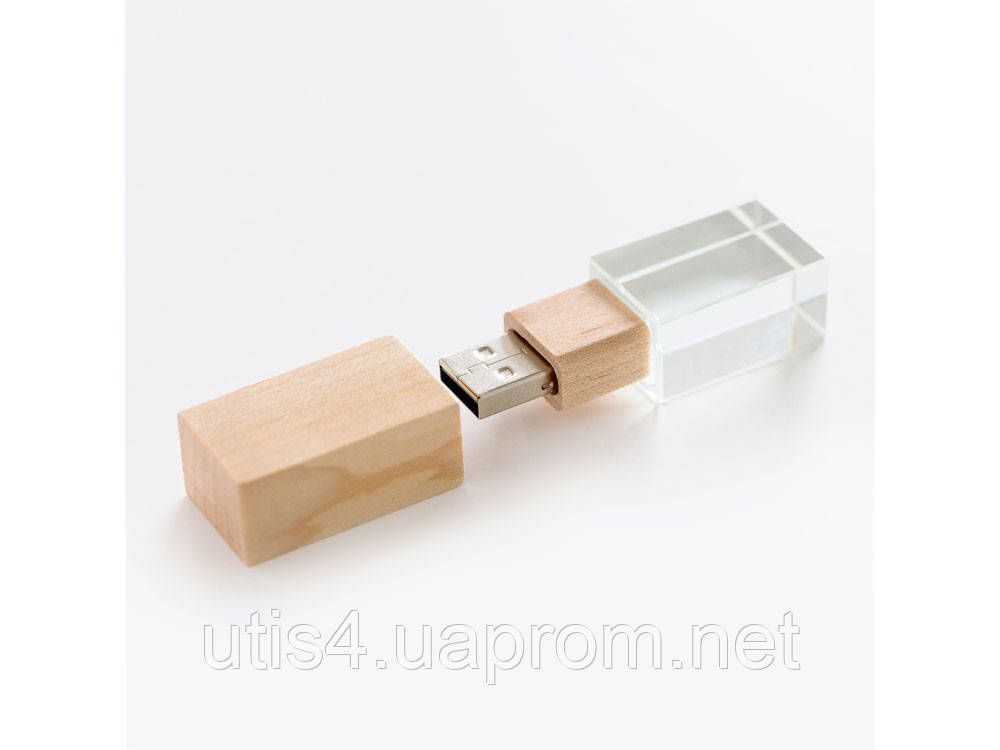 

USB-флешка на 16 ГБ, дерево