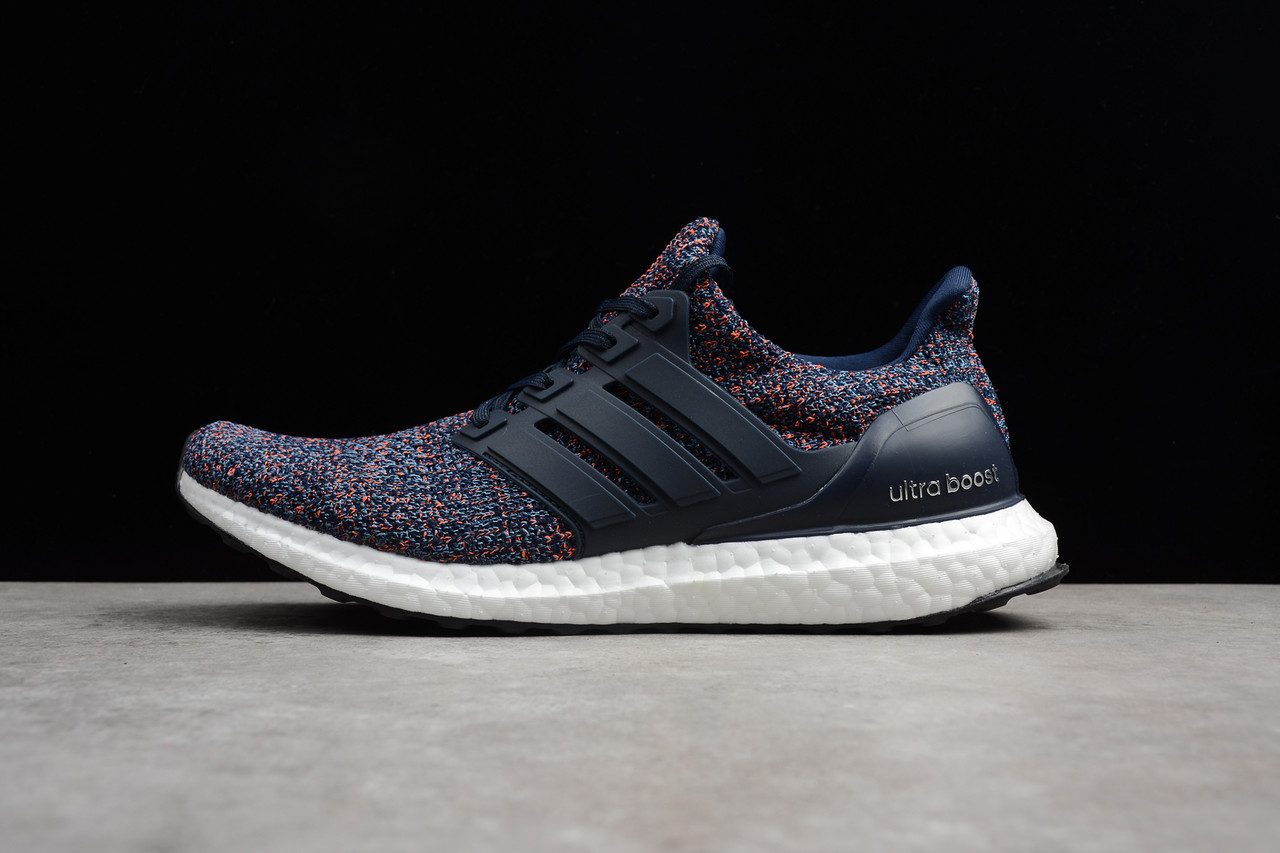 

Кроссовки мужские Adidas Ultra Boost 4.0 / ADM-3460 (Реплика)