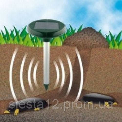 

Отпугиватель кротов грызунов на солнечной батарее Solar Rodent Repeller