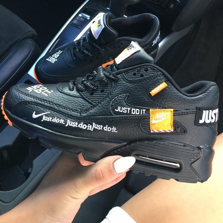 Кросівки жіночі Nike Air Max 90 Just Do It Black чорні з помаранчевими вставками ((на стилі))