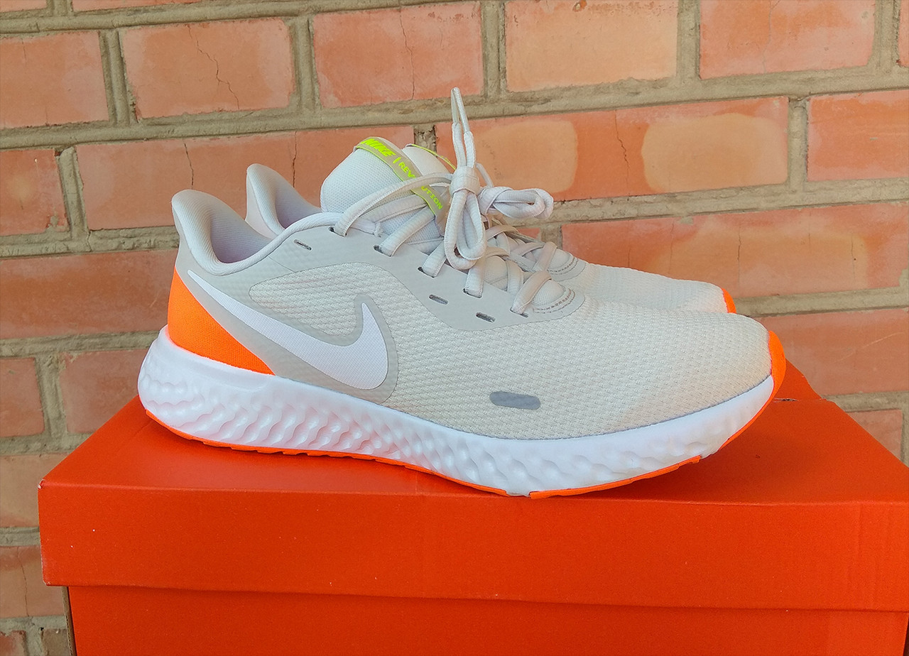 

NIKE Revolution 5 кроссовки ОРИГИНАЛ (41 - US 8) Новые