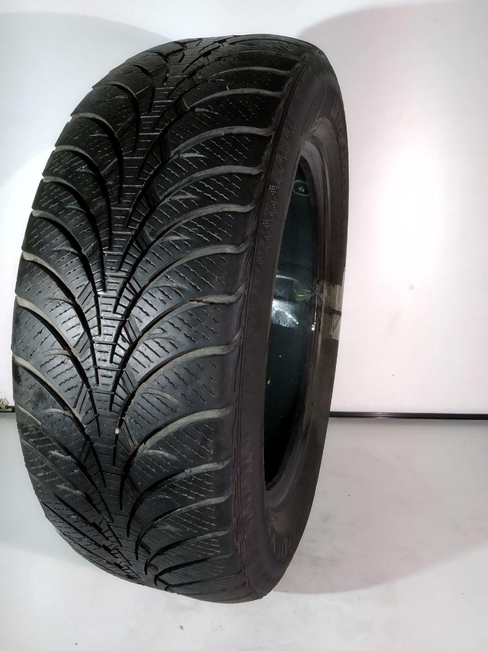 

Б/у Шины GoodYear Ultra r/p Ice 225/60 R17 99S M+S Зимние высокопрофильны С.Ш.А. 2011г. глубина протектора 5,7