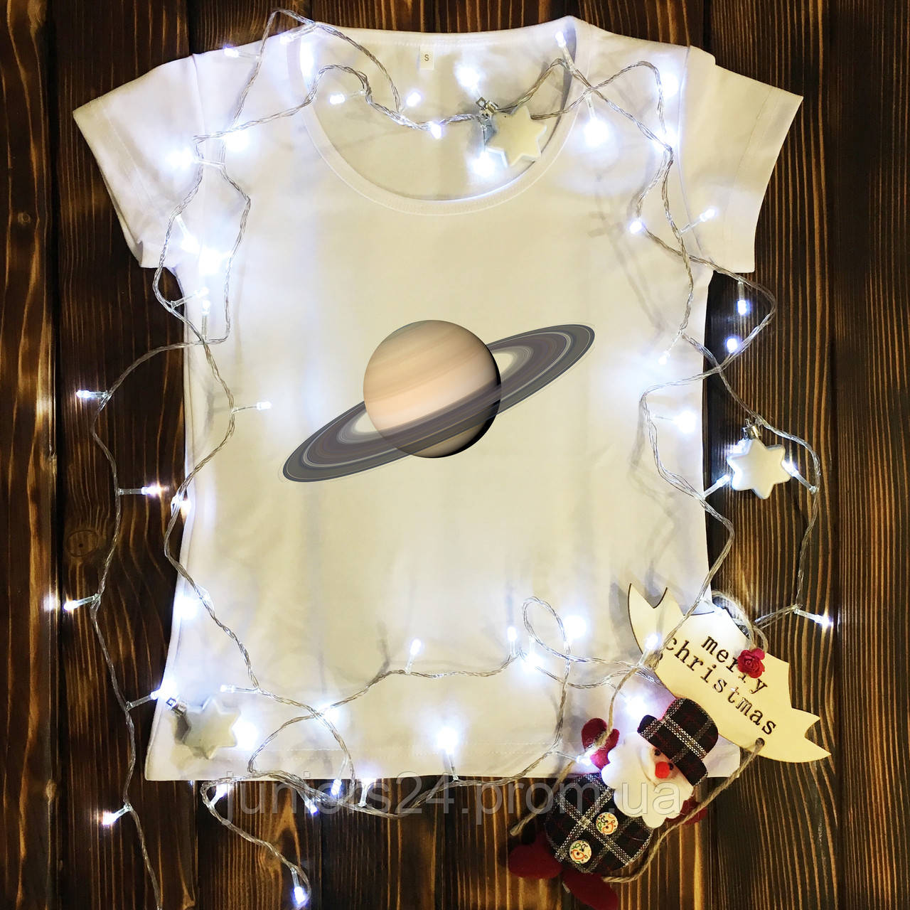 

Женская футболка с принтом - Сатурн, Белый
