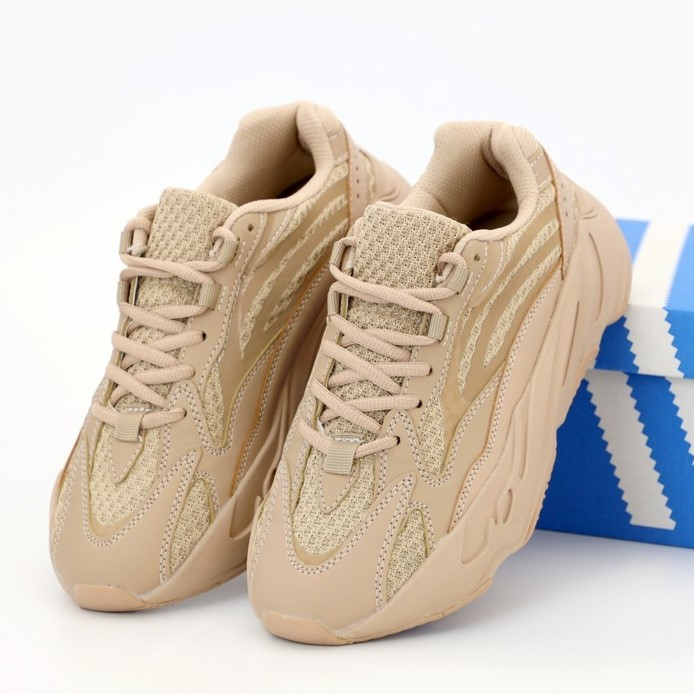 

Женские кроссовки Adidas Yeezy Boost 700 V2 Beige 1в1 как Оригинал! ТОП (ААА+), Бежевый