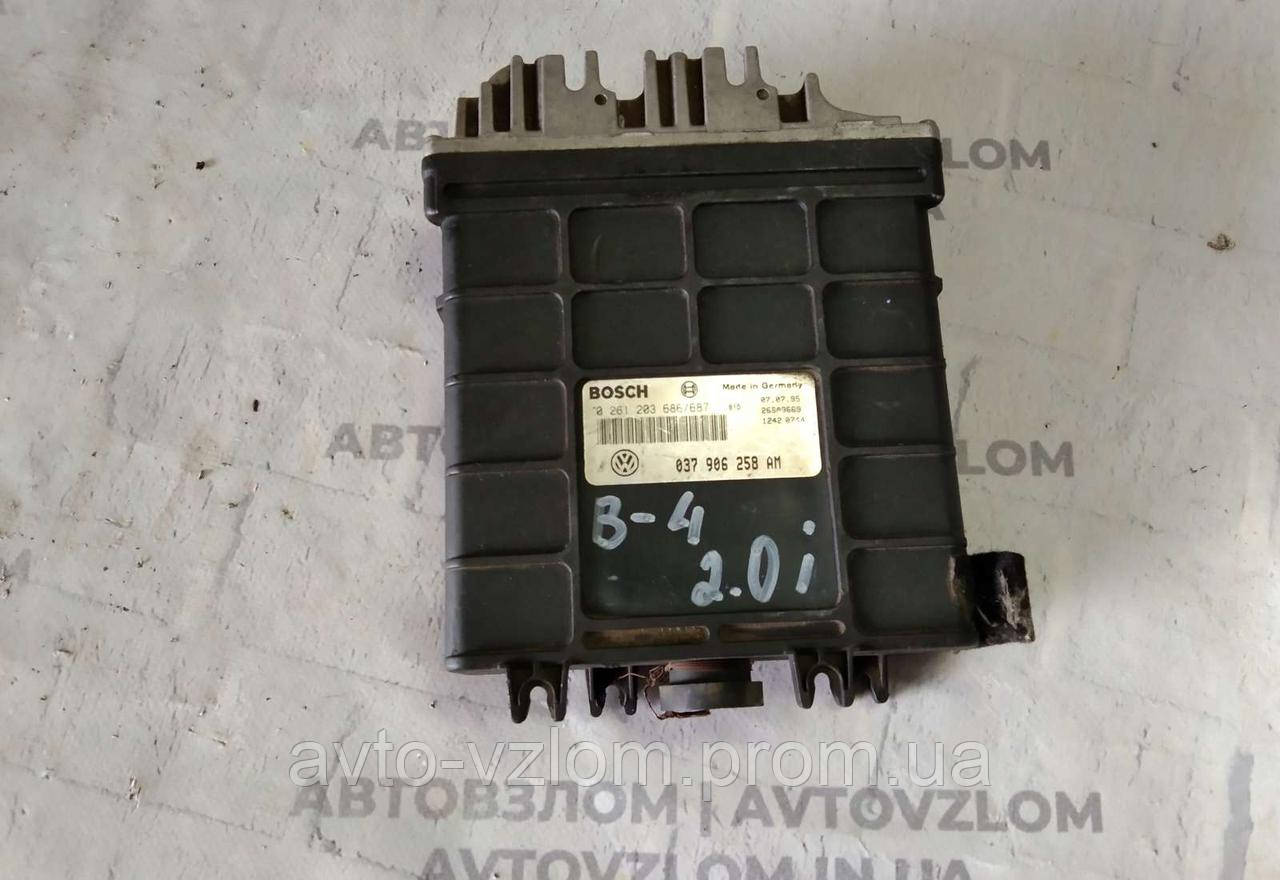 

Блок управління двигуном Volkswagen Passat B4, 2.0i, 037906258AM, 0261203686/687