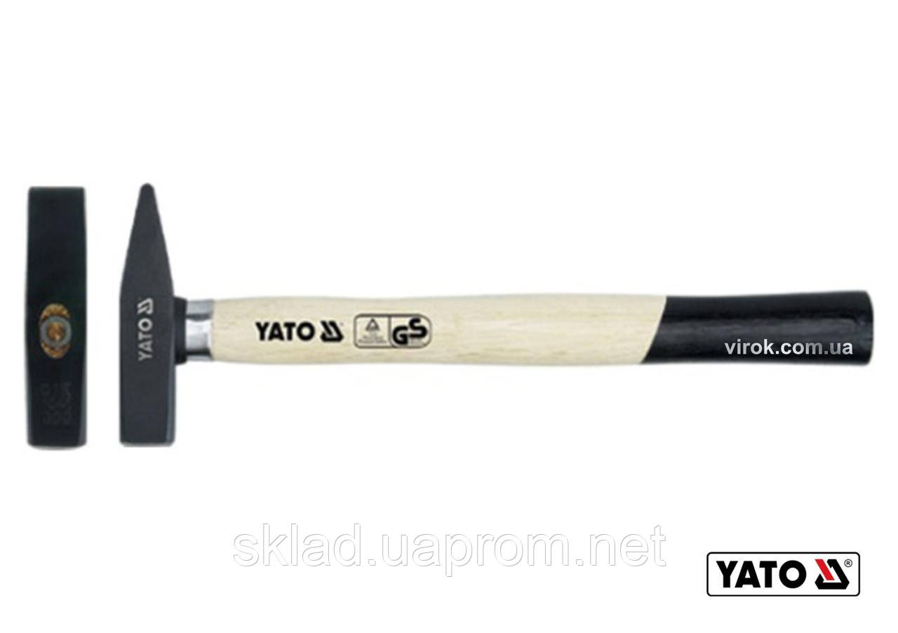

Молоток слюсарний YATO DIN 1041 500 г 320 мм