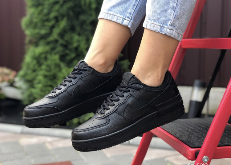 

Кроссовки женские Nike Air Force 1 Shadow Пресс кожа