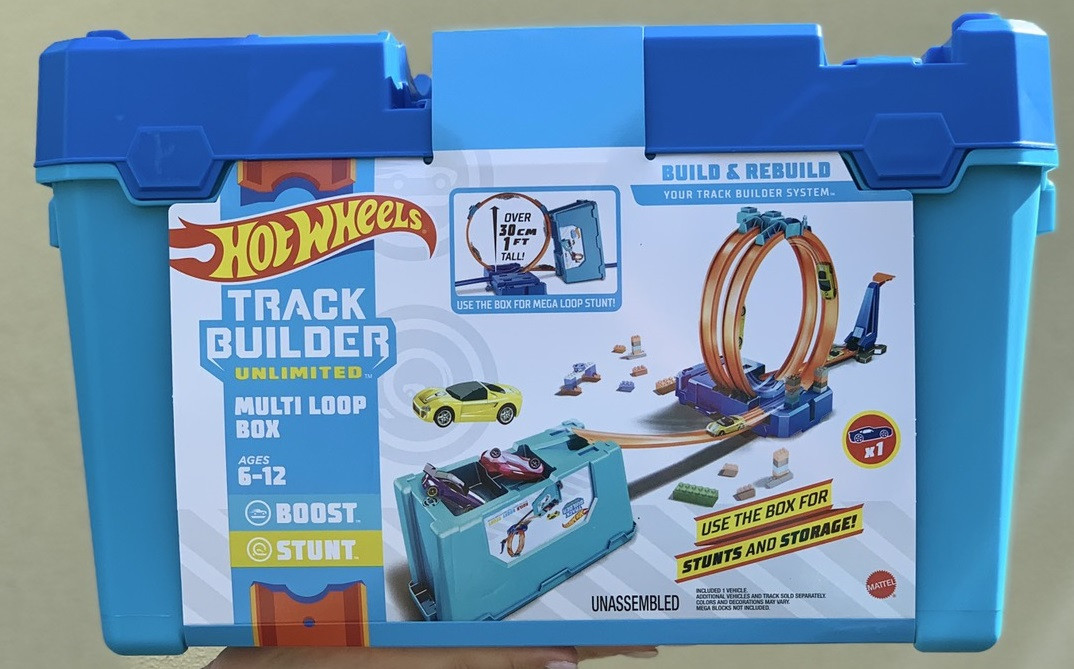 hot wheels multi loop box track builder