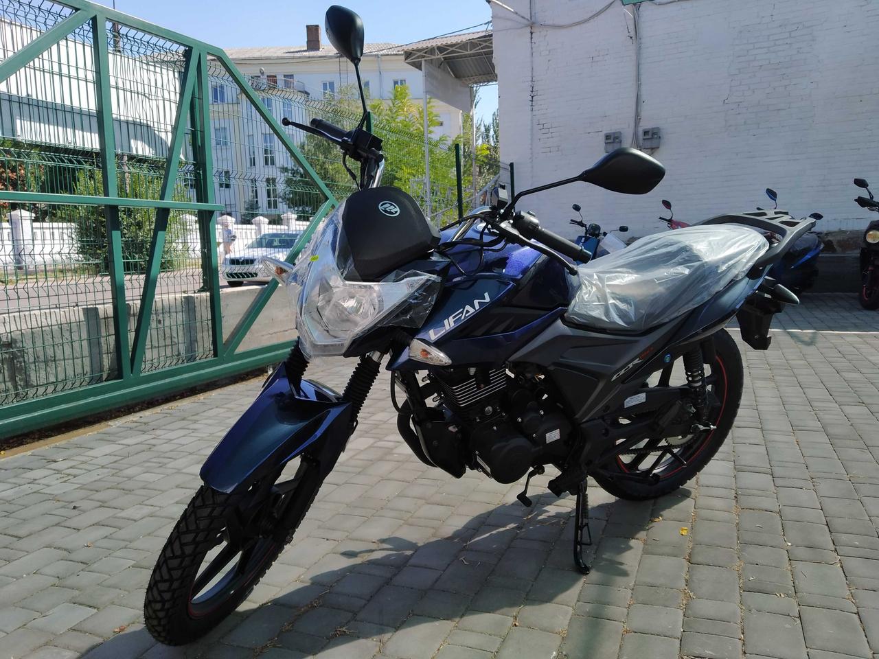 

Дорожный мотоцикл Lifan LF150-2E