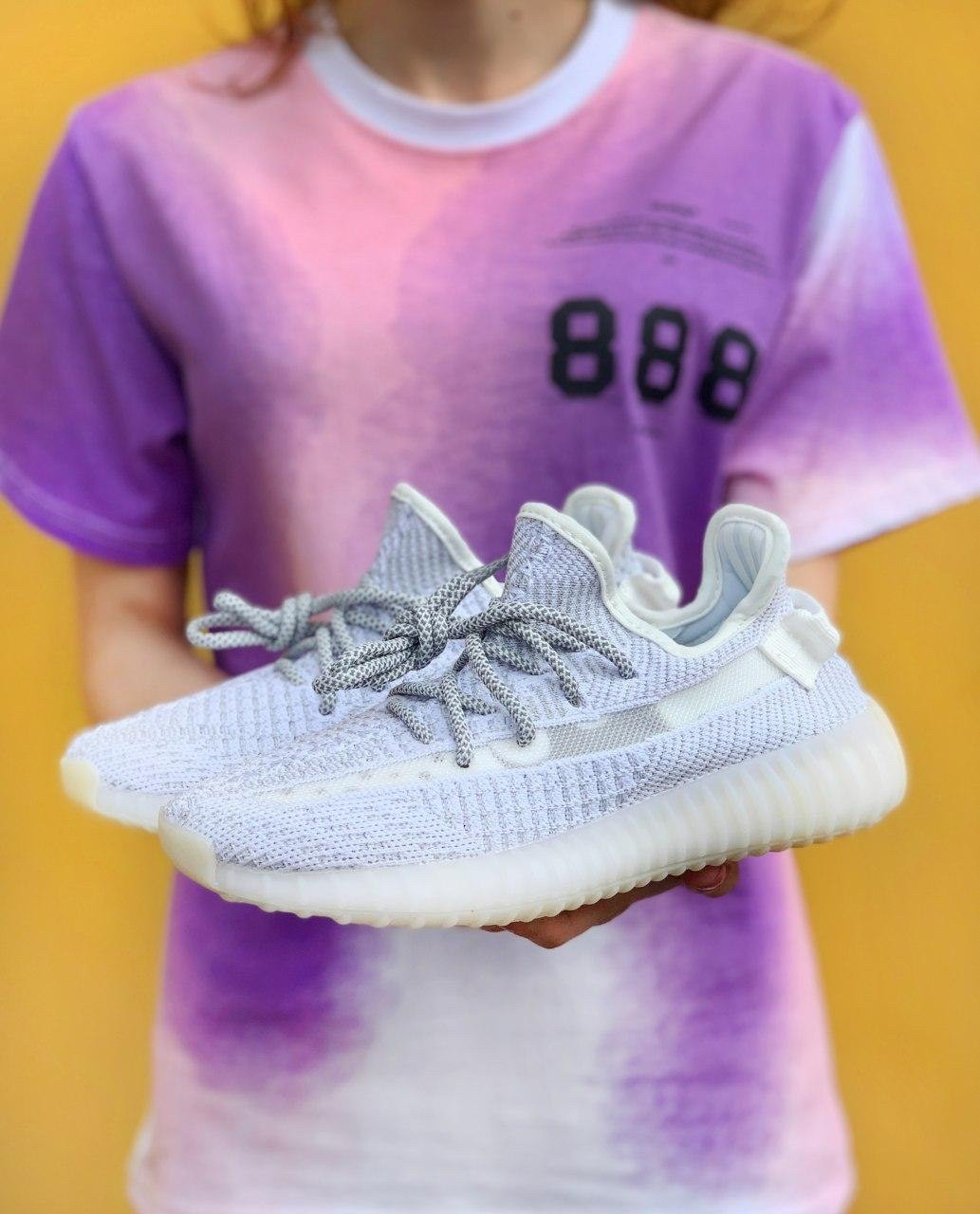 

Кроссовки Adidas Yeezy Boost 350 V2 11 43