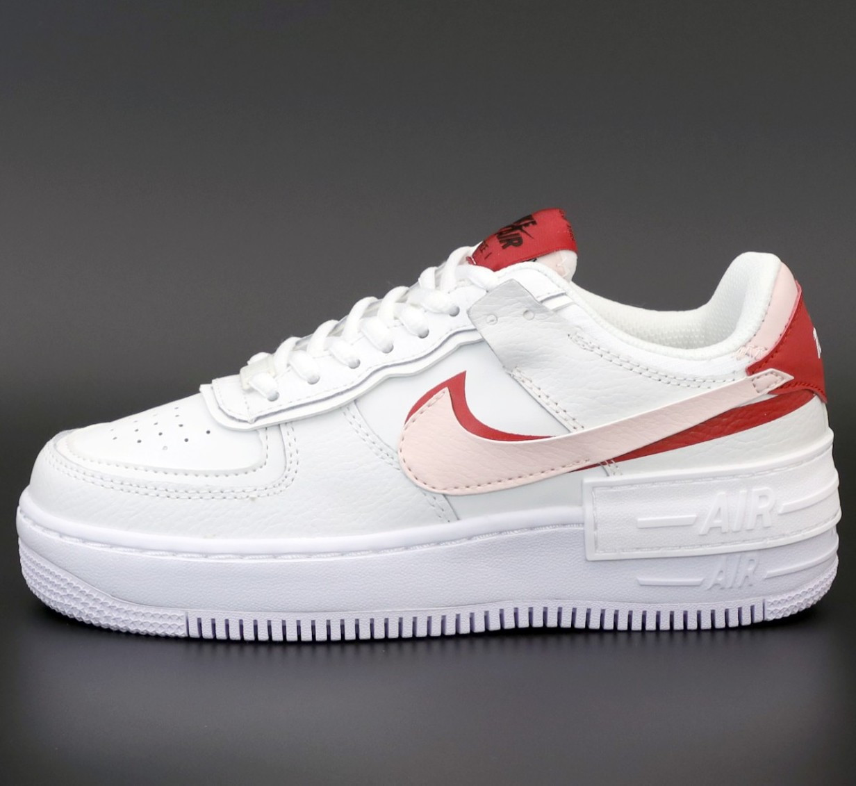 Кроссовки женские  Nike Air Force белые с красными вставками ((на стилі))