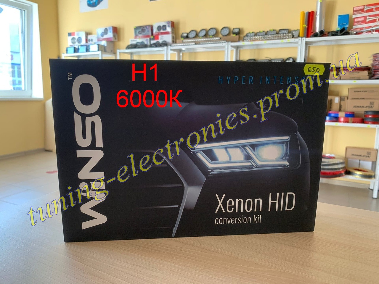 

Комплект ксенона WINSO H1 6000K 35 watt 12 вольт ( 2 лампы + 2 блока розжига = Ксенон циклон комплект )