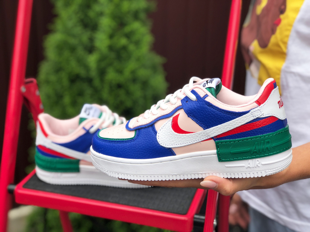 

Женские кожаные кроссовки Nike Air Force 1 Shadow розовые с синим \ зеленые 37, Розовый