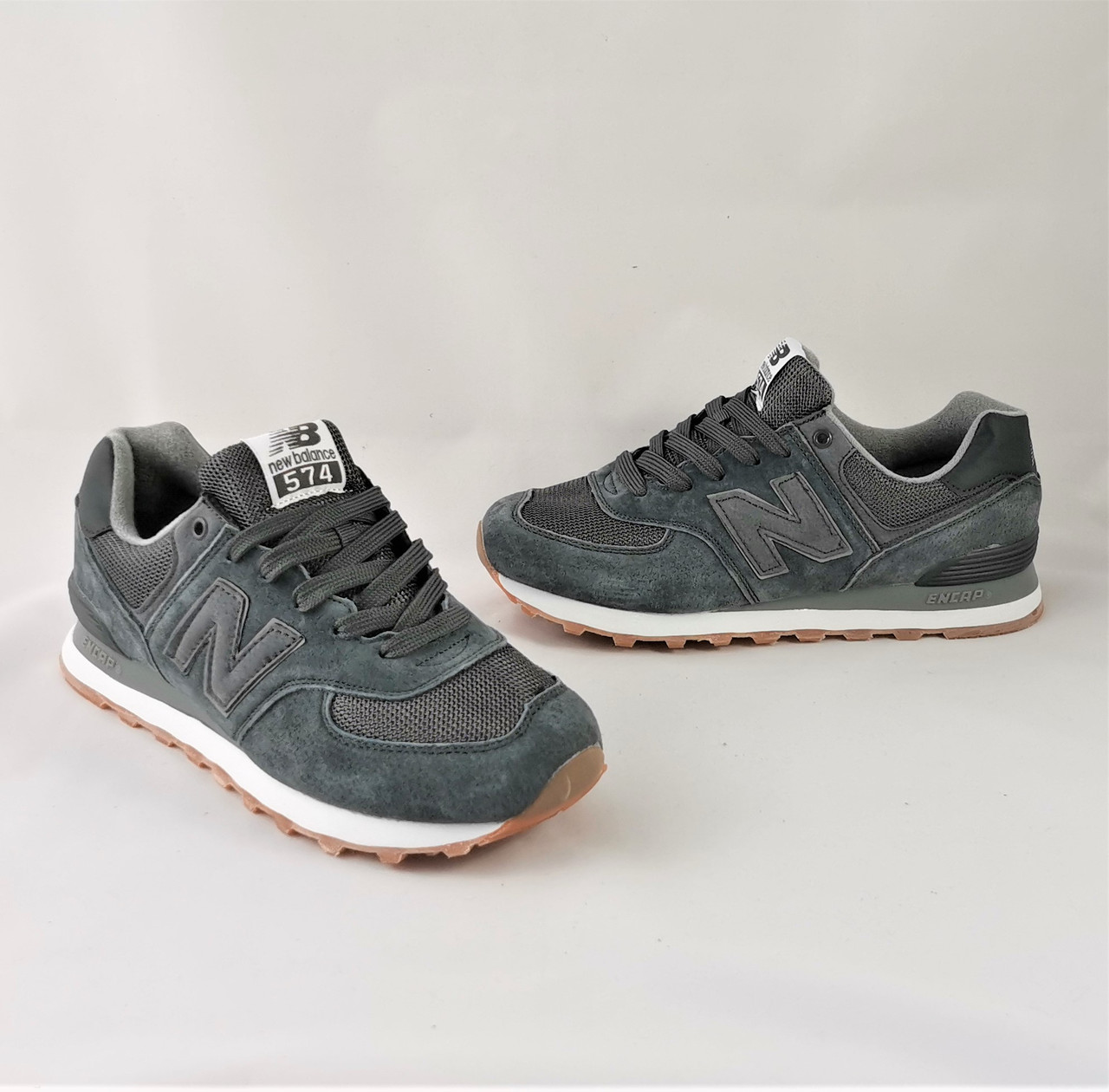 

Мужские Кроссовки New Balance 574 Серые (размеры: 43,44) Видео Обзор