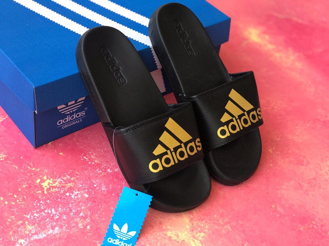 

Сланцы/шлепки Adidas (золотые)/шлепанцы/Adidas/ адидас/, Черный