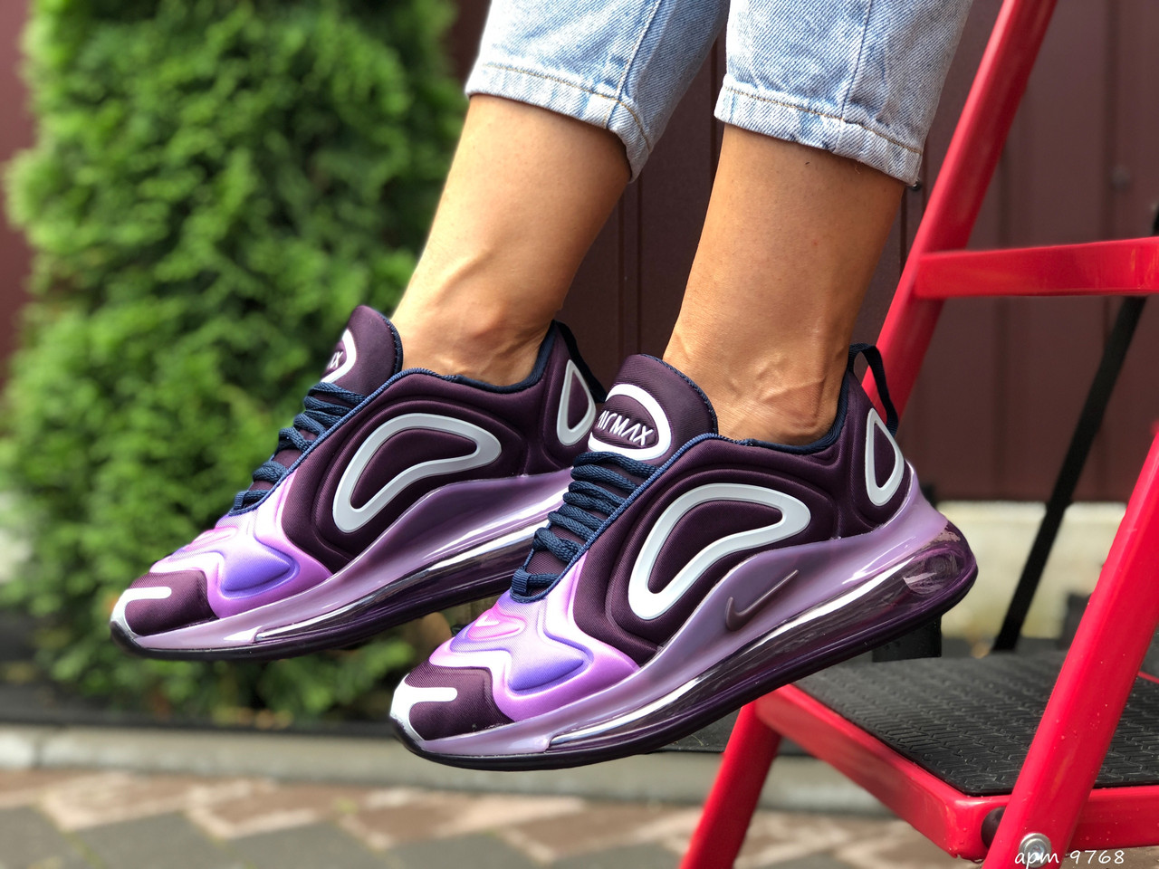 

Женские демисезонные кроссовки Nike Air Max 720 фиолетовые, Фиолетовый