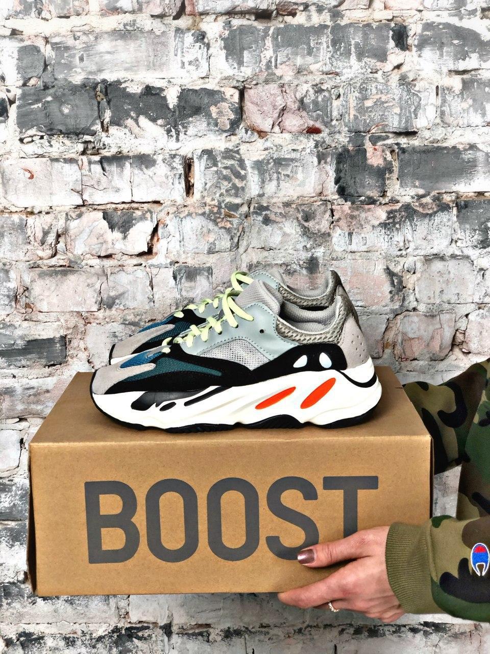 

Мужские кроссовки Adidas Yeezy Boost Kanye West 700 / Адидас Изи Буст Канье Вест 700 42, Белый