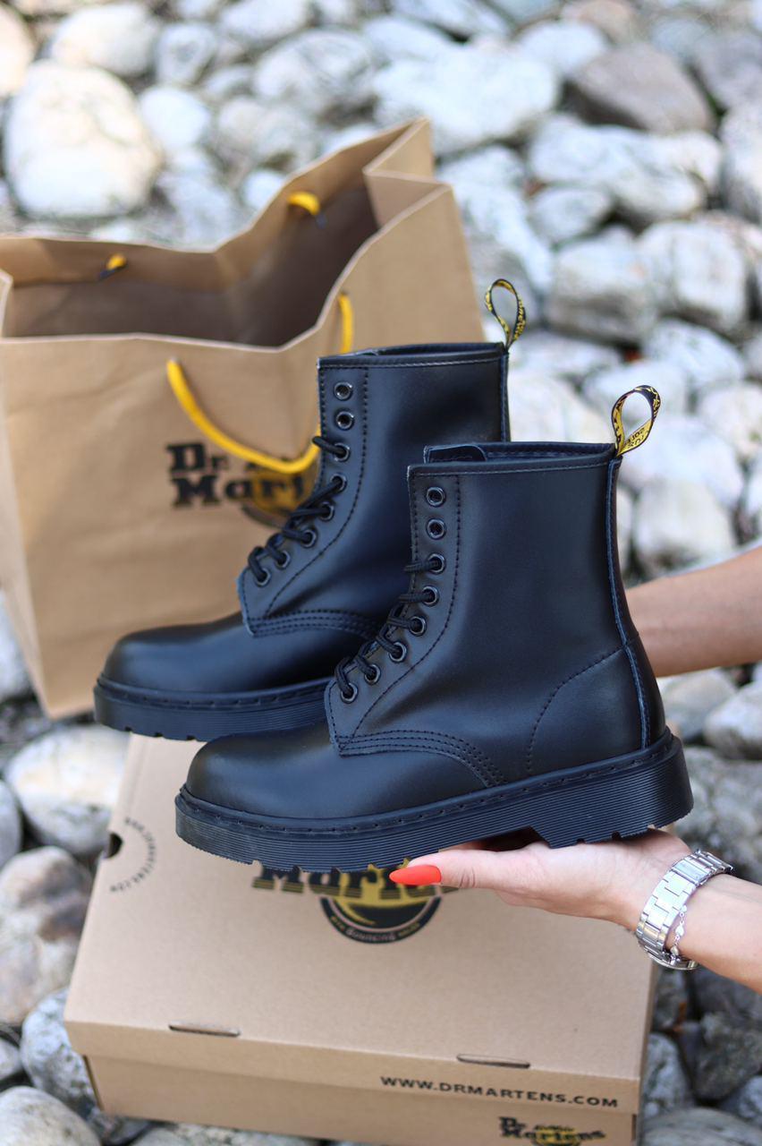 

Демисезонные женские ботинки Dr.Martens Mono Black черные 39, Черный