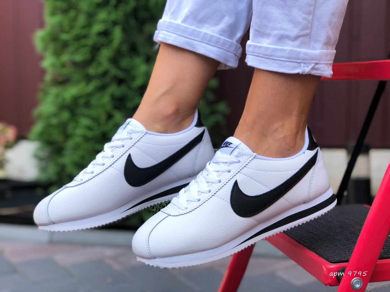 

Кроссовки женские Nike Cortez белые с черным, Найк Кортез, натуральная кожа, прошиты. Код SD-9795 38