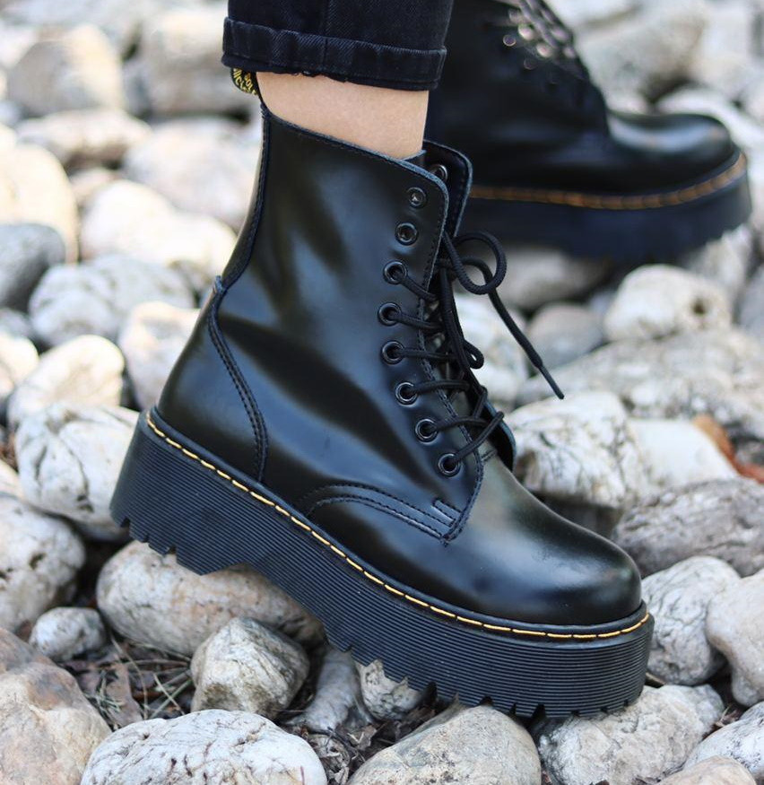 

Женские ботинки Dr. Martens Jadon черные кожа 39, Черный