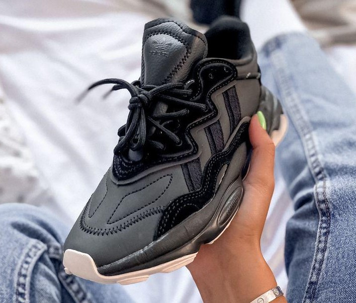 

Adidas Ozweego Black | кроссовки женские и мужские; черные/белые; осенние / весенние; кожа; на пене 37, Черный