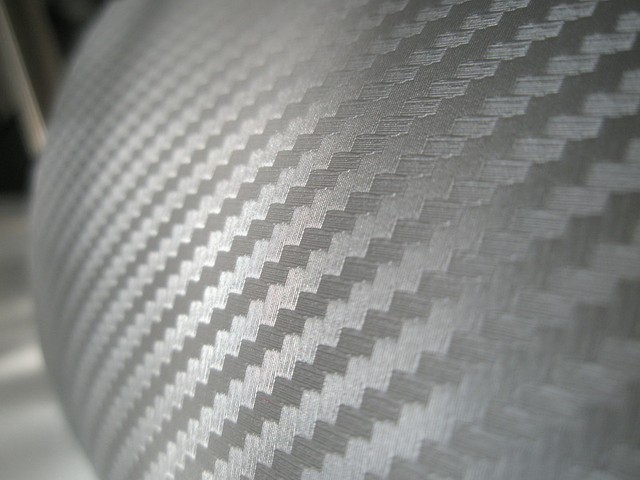 

Карбоновая пленка 3D серебристый 100х152 см.