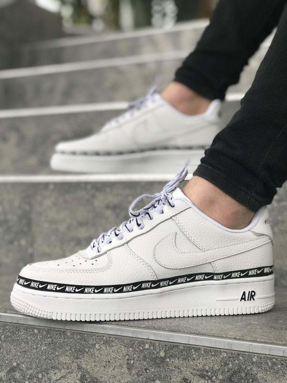 

Мужские кроссовки Nike Air Force 1 '07 SE да, 44, БЕЛЫЙ