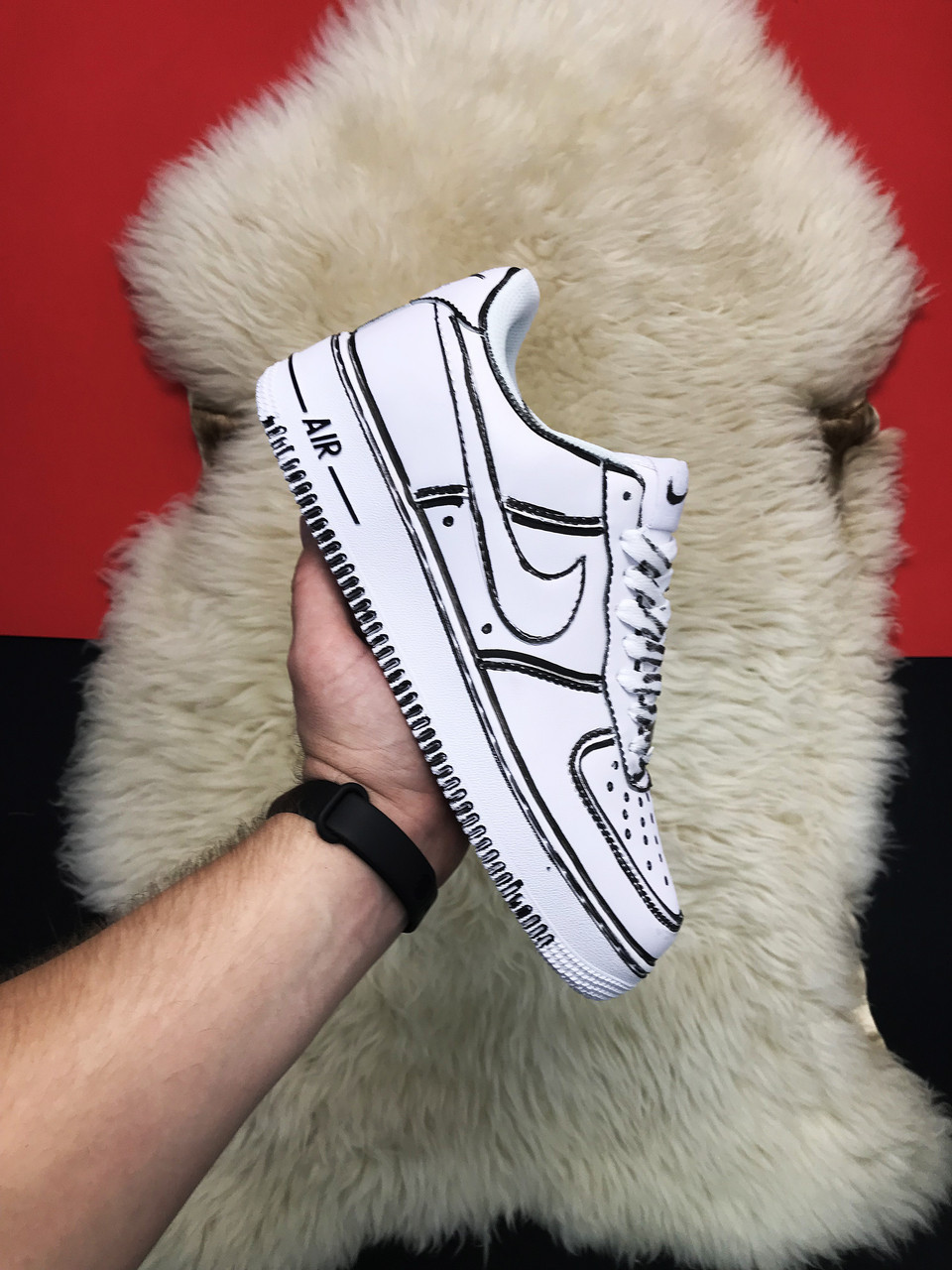 

Женские кроссовки Nike Air Force 1 Cartoon 40, Белый