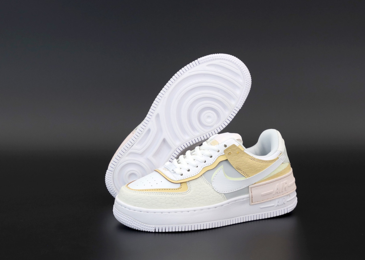 

Кроссовки женские Nike Air Force 1 Shadow бежевые, Найк Аир Форс, натуральная кожа, прошиты. Код KD-12266, Бежевый