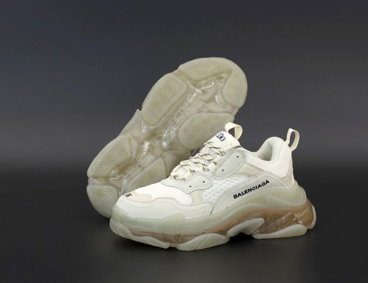 

Кроссовки женские Balenciaga Triple S бежевые, Баленсиага Трипл С, многослойная подошва, код KD-12266 Комбинированный, 40