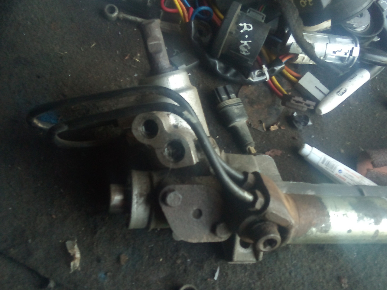

Рулевая рейка Peugeot 306 Patner 9626294530
