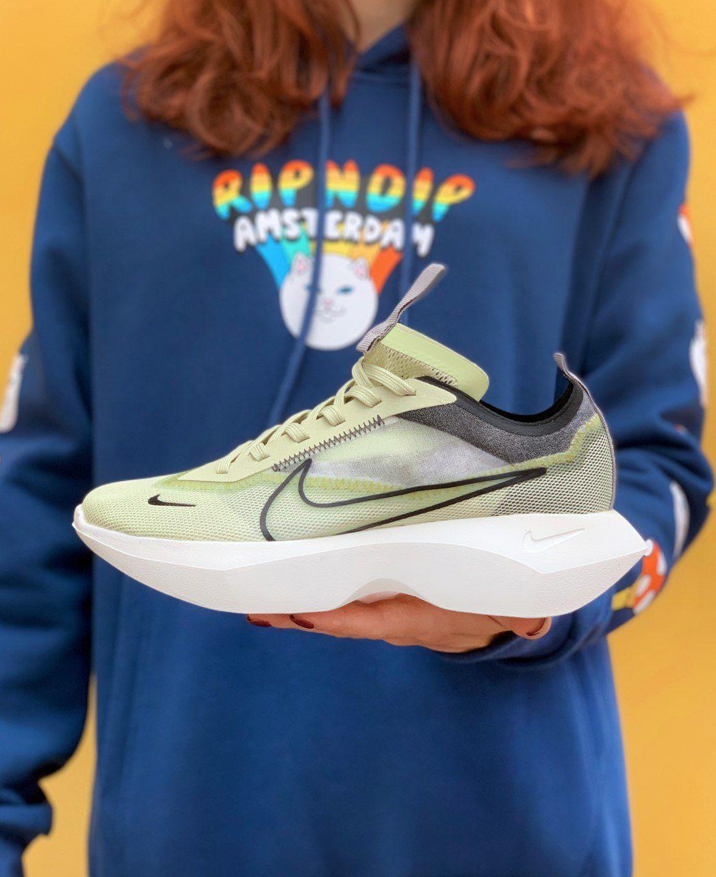

Кроссовки Nike Vista 39