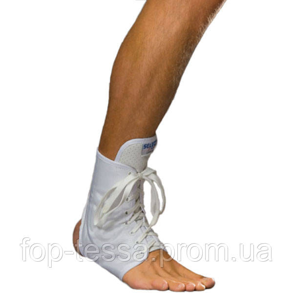 

Голеностоп SELECT Ankle Support With Laces-Allround 563 p.L