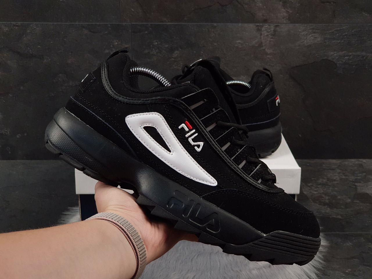 

Кросівки чоловічі в стилі Fila Disruptor 2 чорні\лого біле