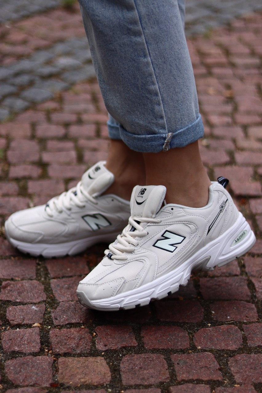 

Стильные кроссы для девущек New Balance 530 White Cream кремовые. Женские кроссовки Нью Беланс 530, Черно-белый