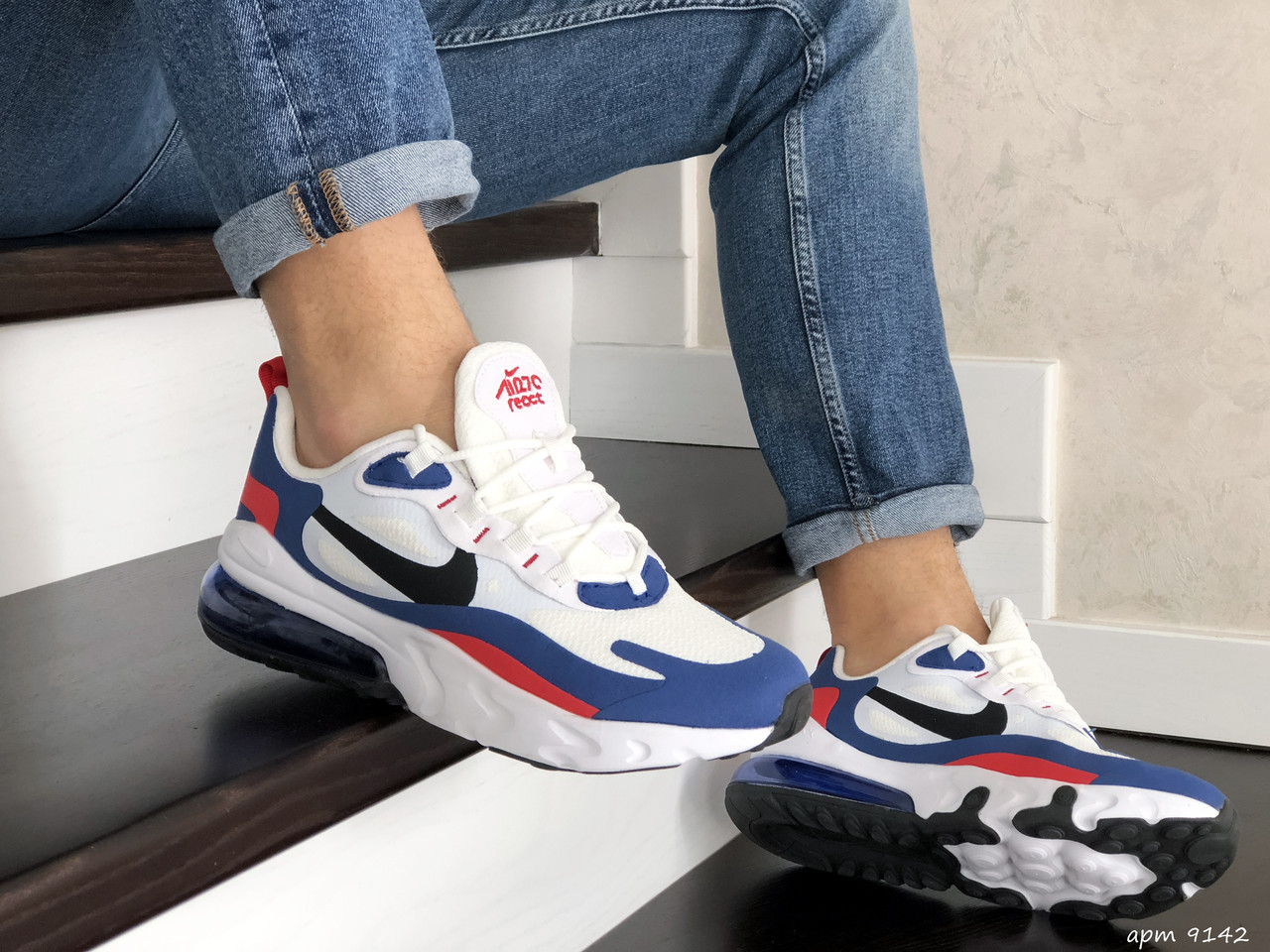 

Кросівки чоловічі в стилі Nike Air Max 270 React білі із синім\червоні