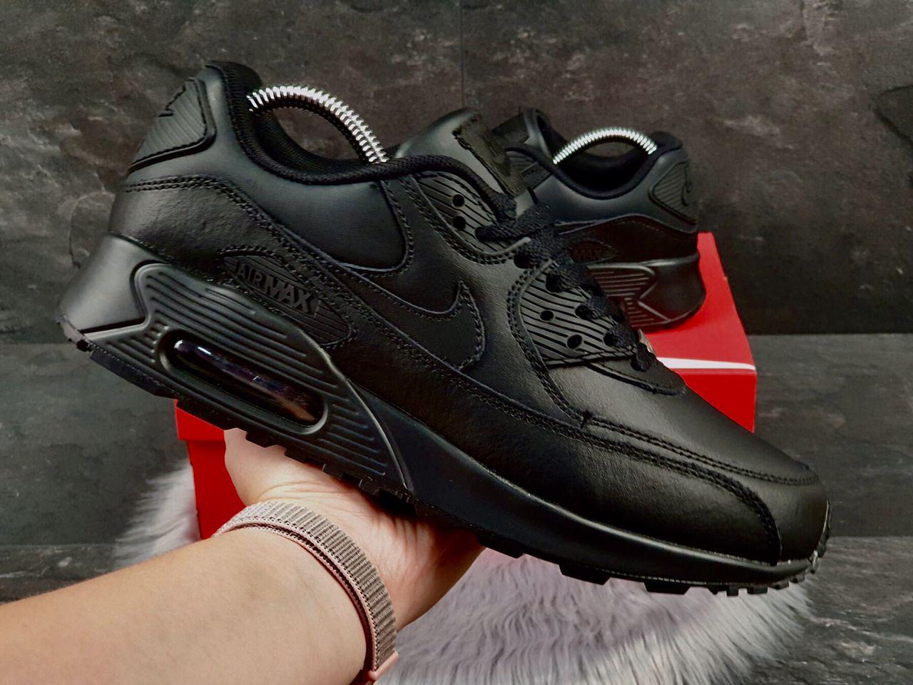 

Кросівки чоловічі в стилі Nike Air Max 90 чорні