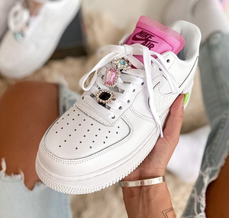 

Nike Air Force 1 LX White Lace Pink | кроссовки женские; белые/розовые; весна/осень; найк, Розовый